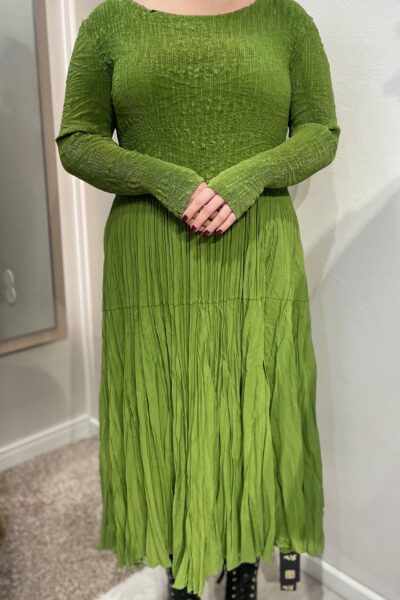 Yhden koon rypytetty mekko, vihreä