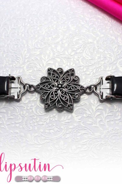 Klipsutin Pieta musta/hopea