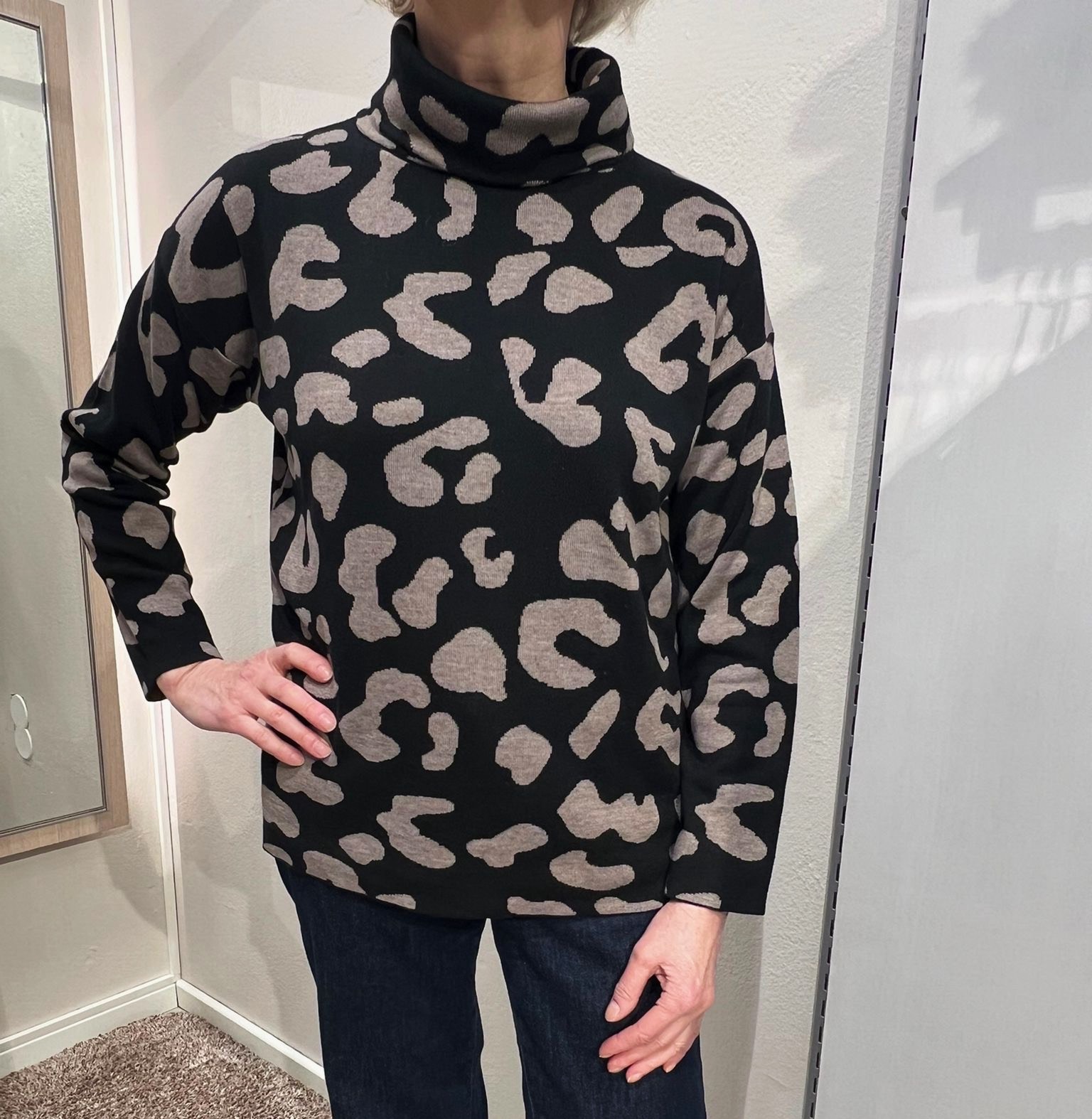 Sunday neulepoolo, ruskea/musta