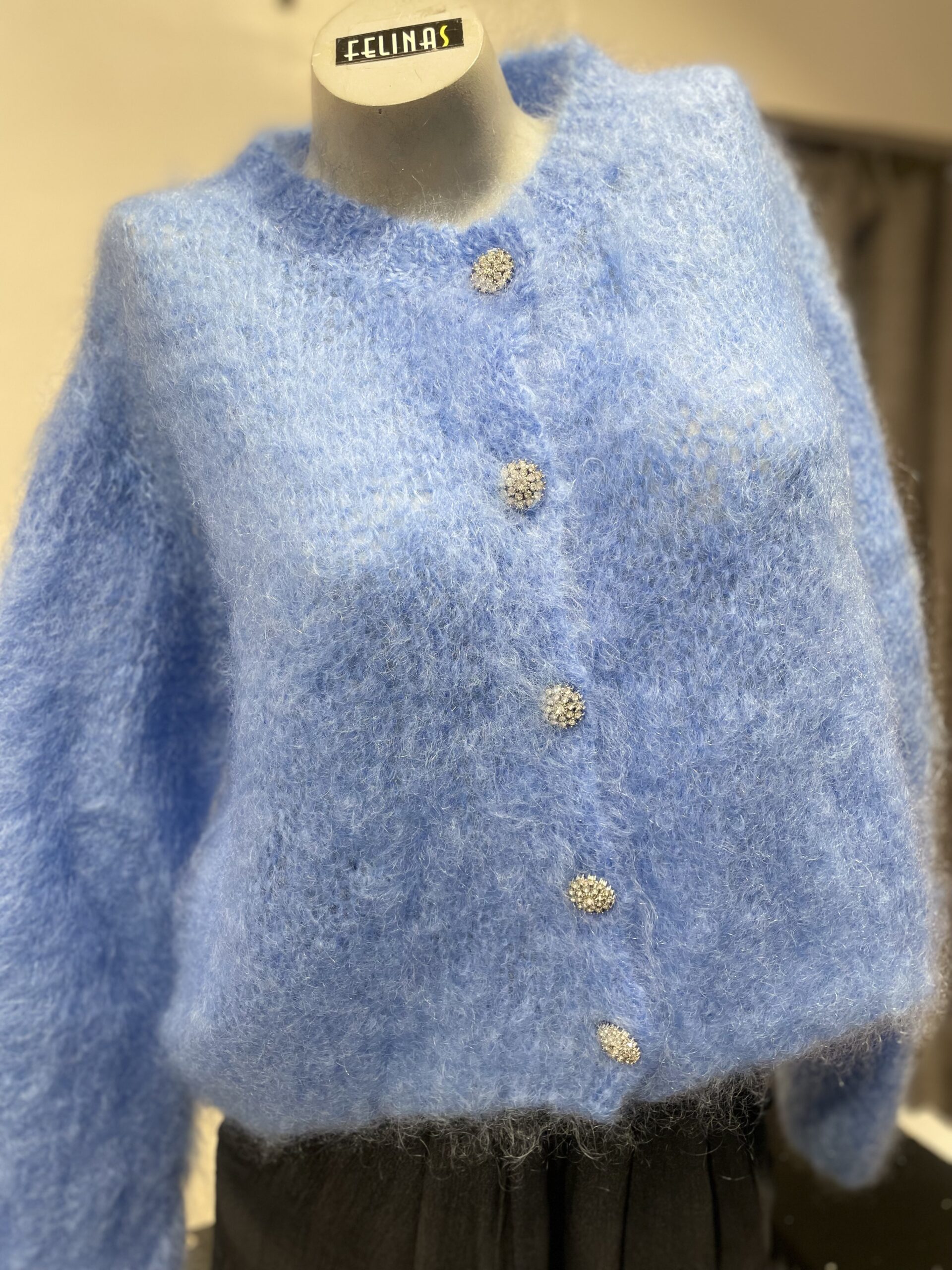 Mohairneuletakki timanttinapeilla, sininen