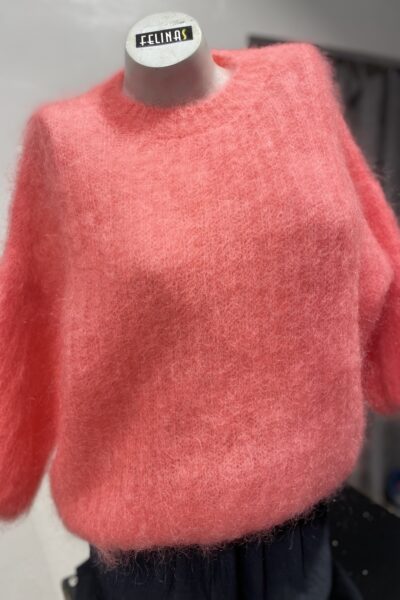 Mohairneule joustinneulosta, koralli