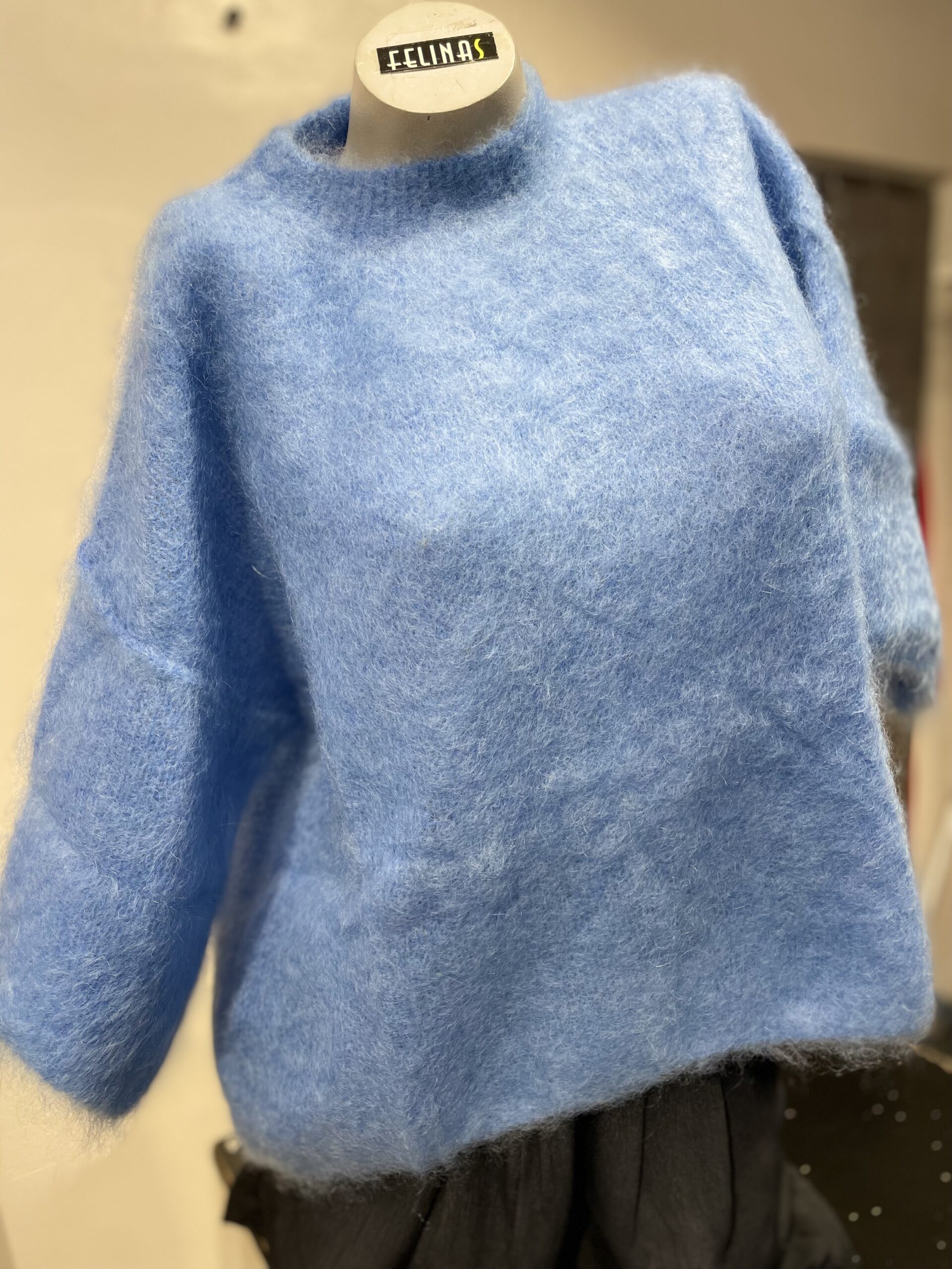 Mohairneule, vaaleansininen