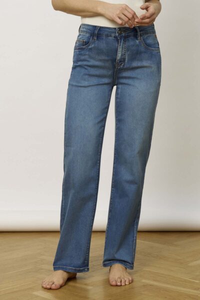 Ze-Ze Ruby farkut, keskisininen