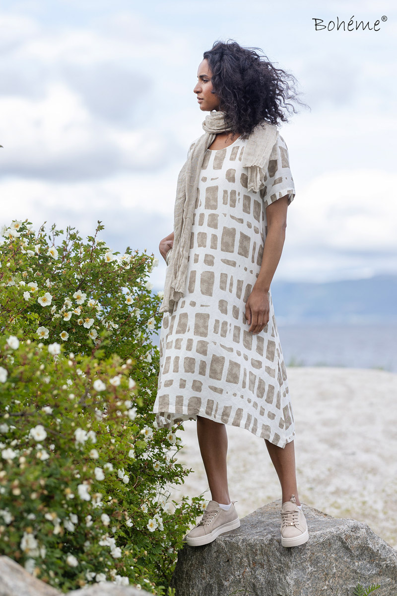 Bohéme pitkä pellavamekko, hiekka/luonnonvalkoinen - Image 4