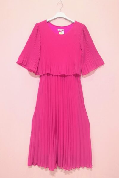 Juhlava pliseerattu mekko, pinkki