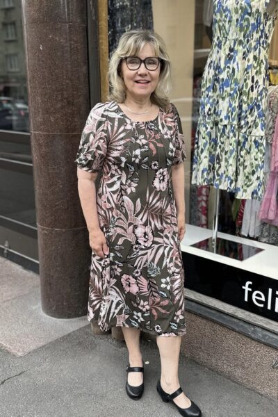 In Front Lucette mekko, vihreä