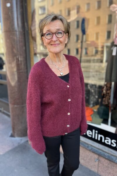 Mohair neuletakki napeilla, viininpunainen