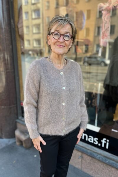 Mohair neuletakki napeilla, beige